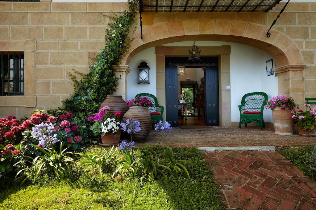 Ibarra Zalla Hotel 3*
